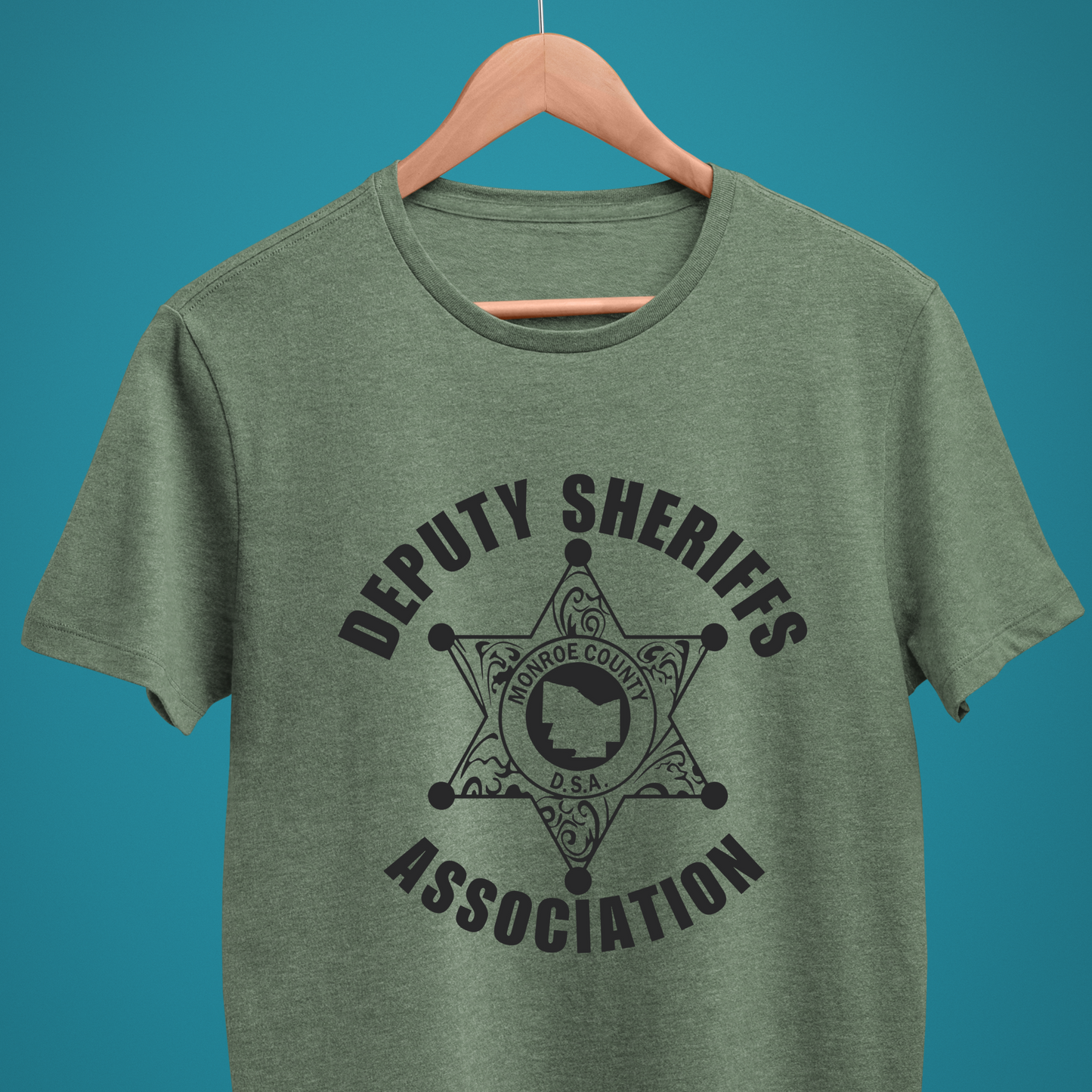 Gildan Softstyle Short Sleeve T-Shirt Large Front Deputy Logo
